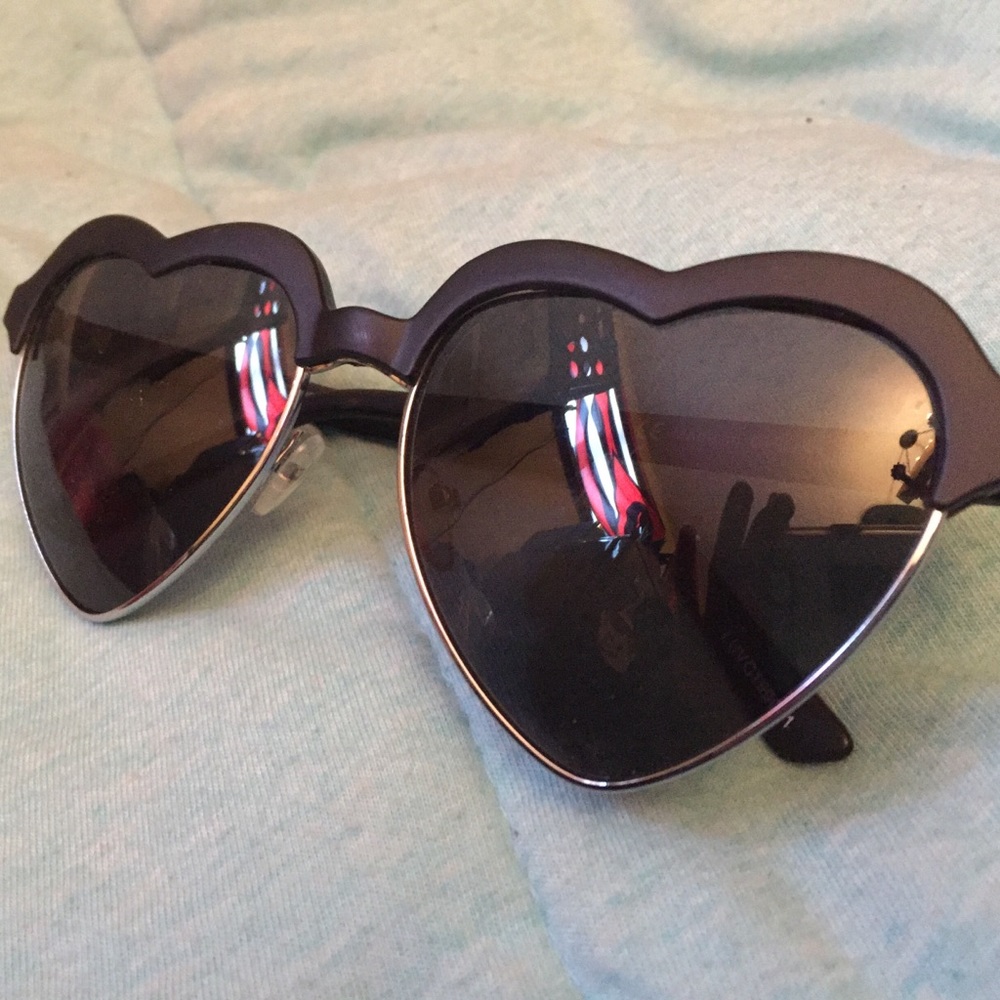 Hot Topic Black Heart-Shaped Sunglasses